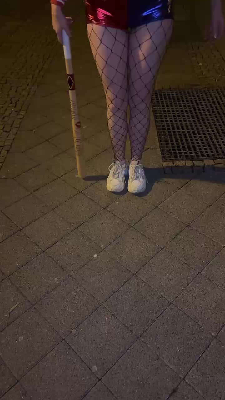 @_Carla_