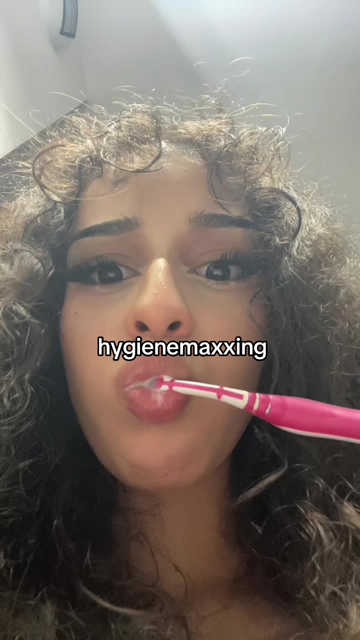 @hanaa