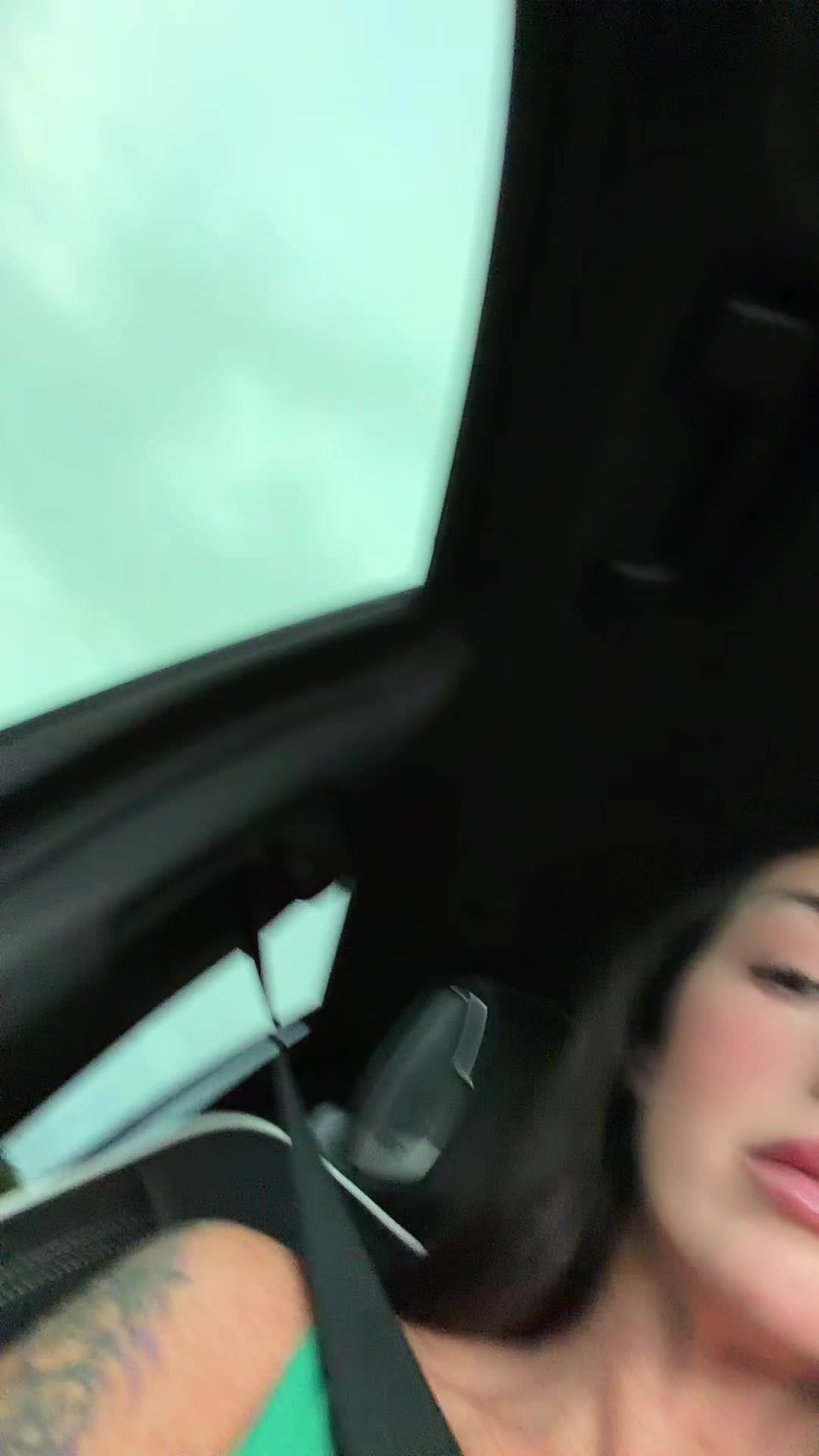 @Lindsey