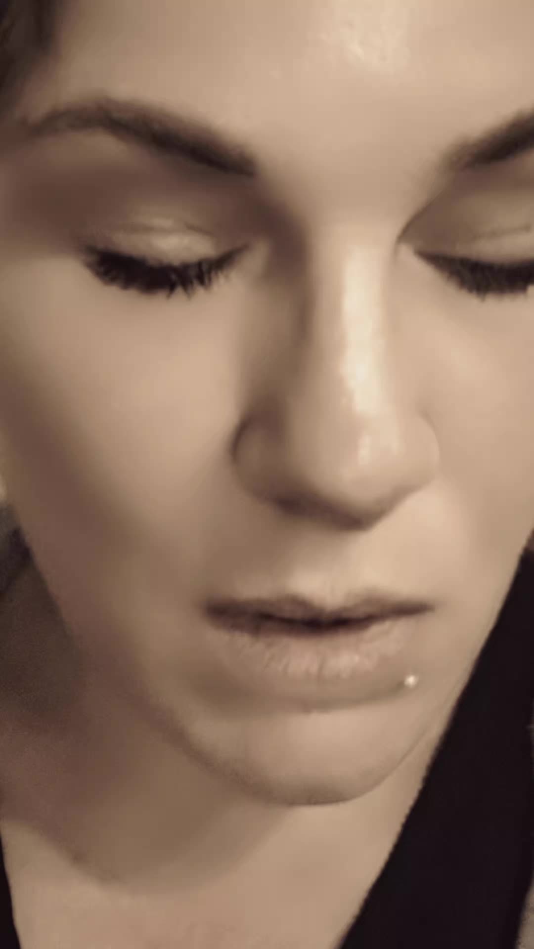 @✨️🦋✨️.._KIKI_..✨️🦋✨️
