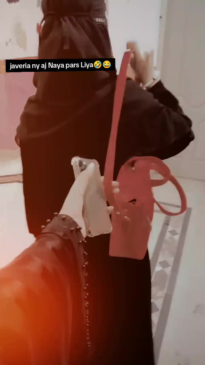 @Aneeسa🎀