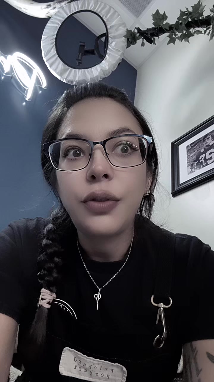 @thehairapistnb