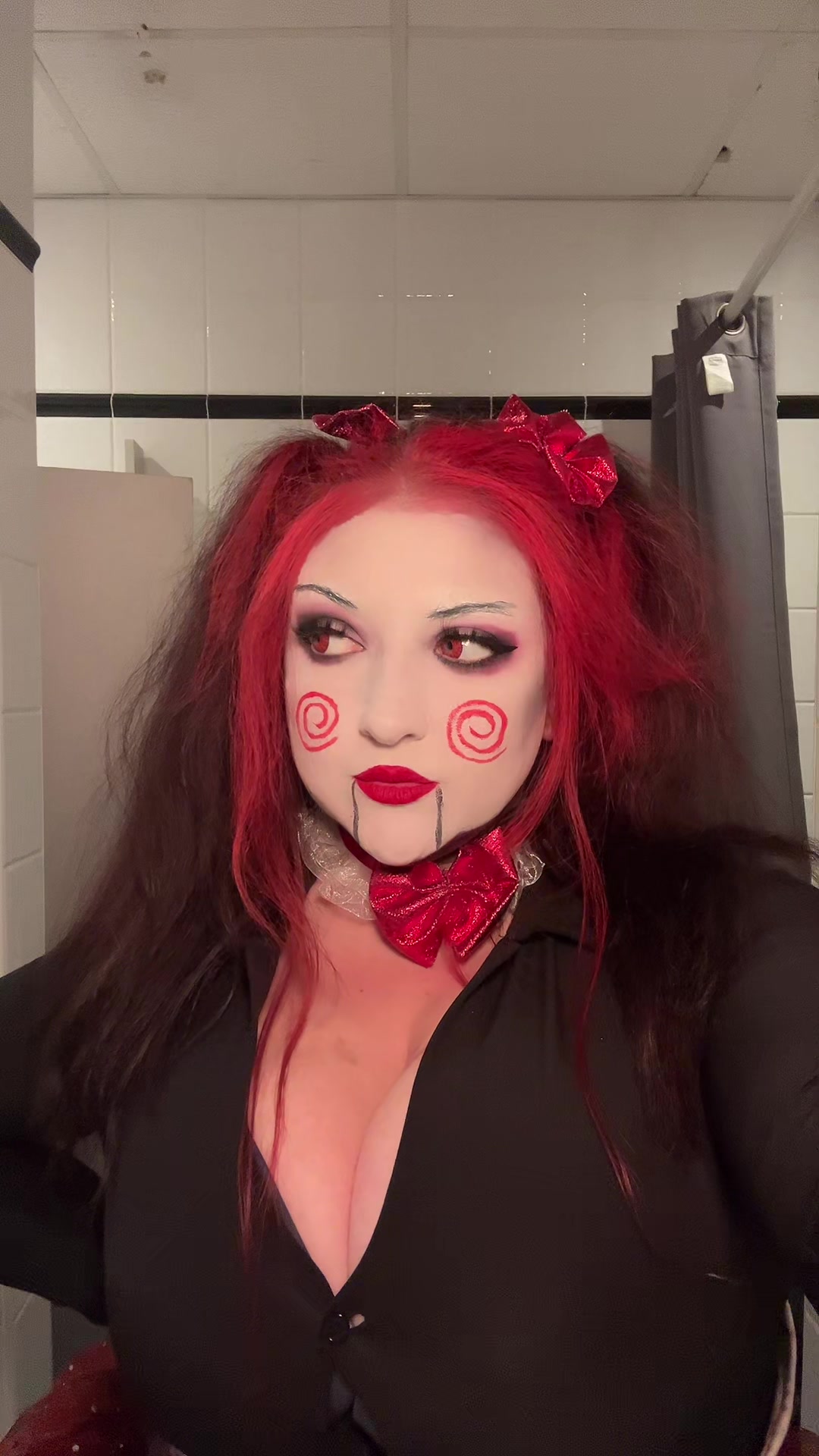 @Venus Devine ❤️🖤