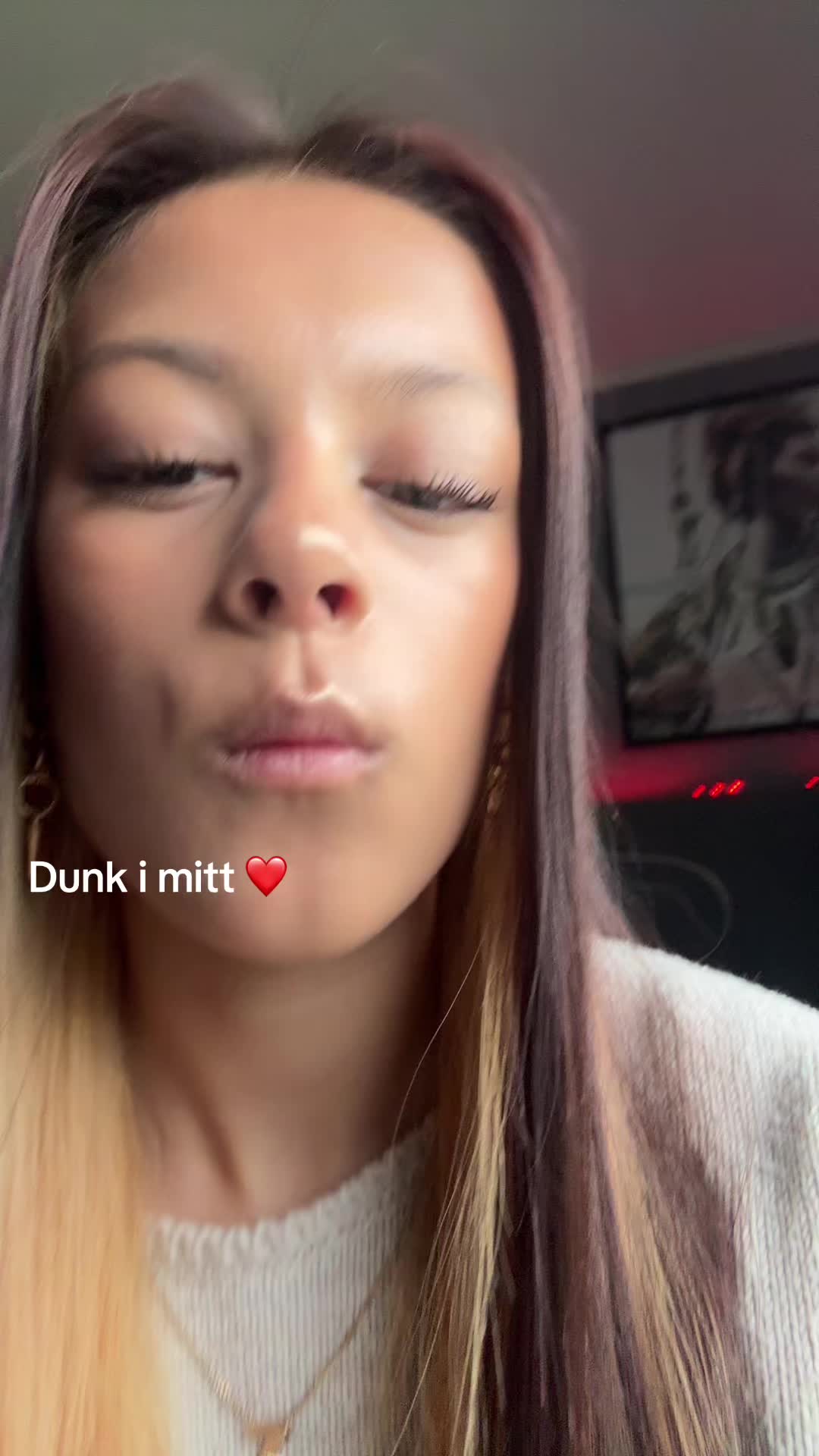 @Felicia