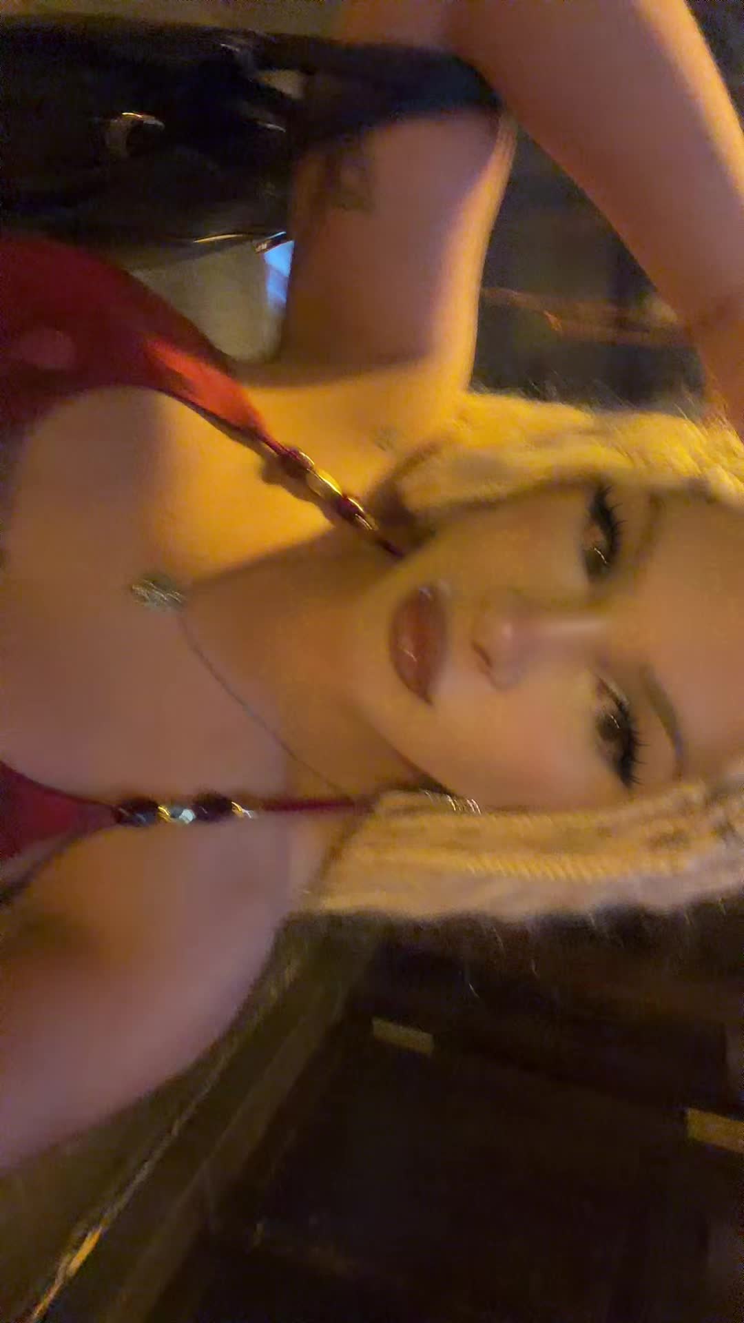 @Daniela tiki tiki