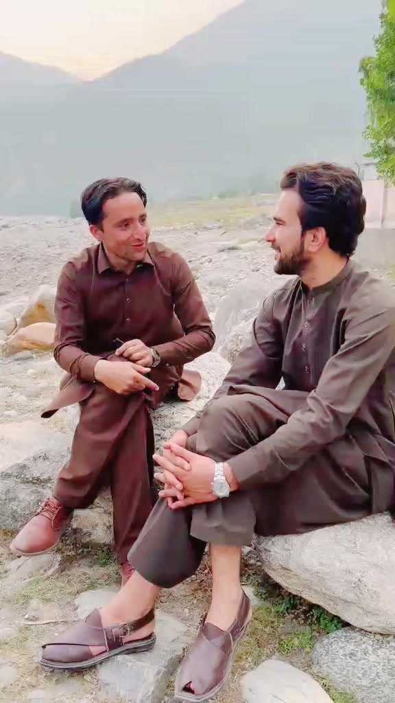 @WAQAR AHMAD ❤️love botany 🌴