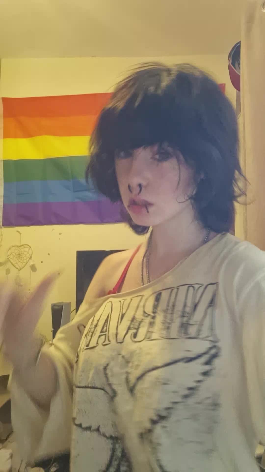 @Nevaeh..🥀