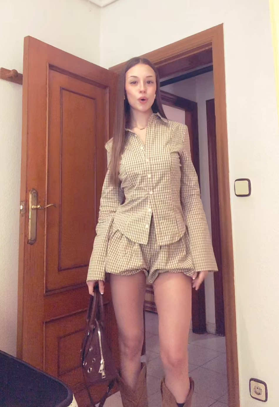 @𝑀𝑂́𝑁𝐼𝐶𝐴🌙