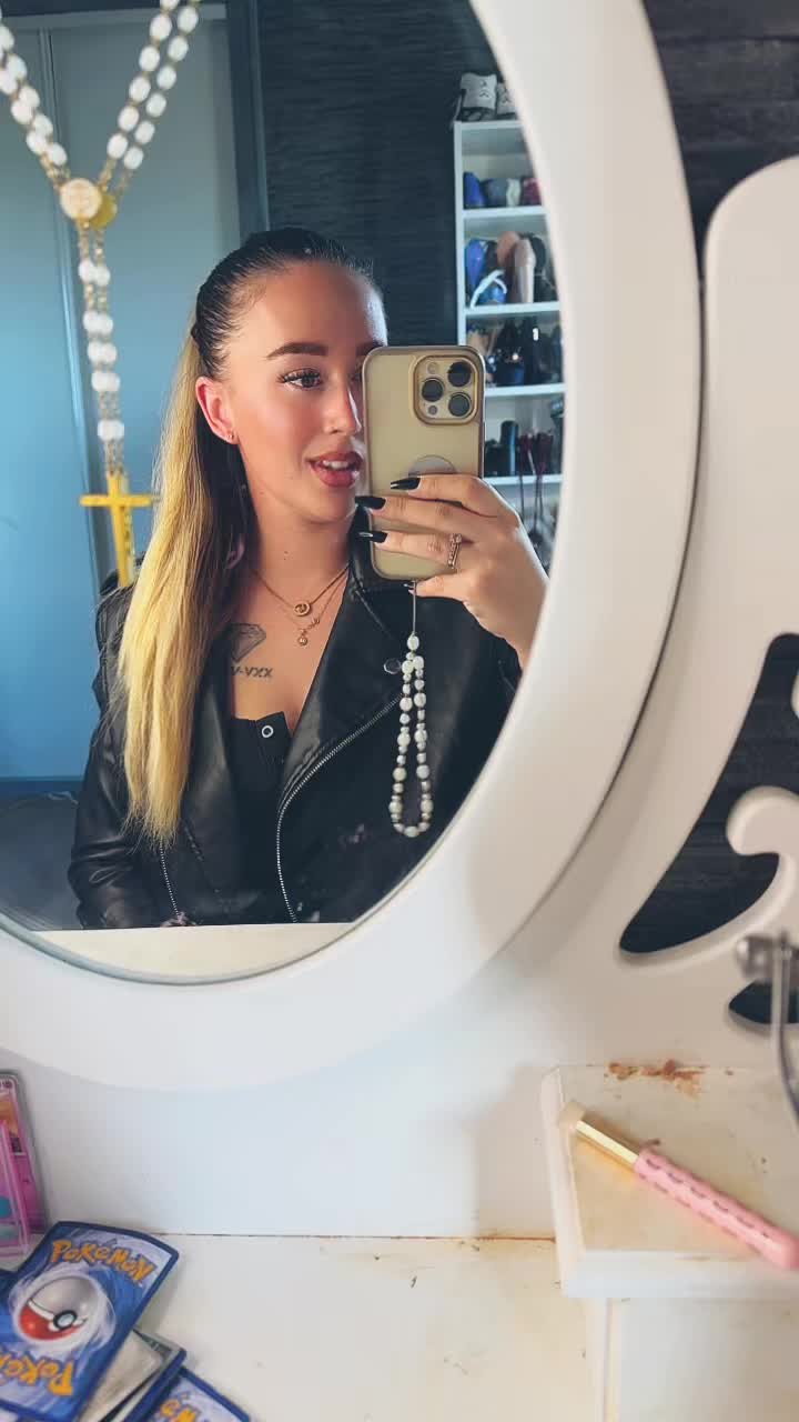 @Emelinelamiss