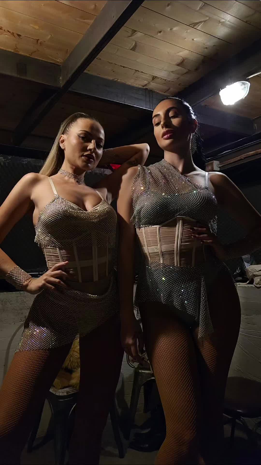 @Simona