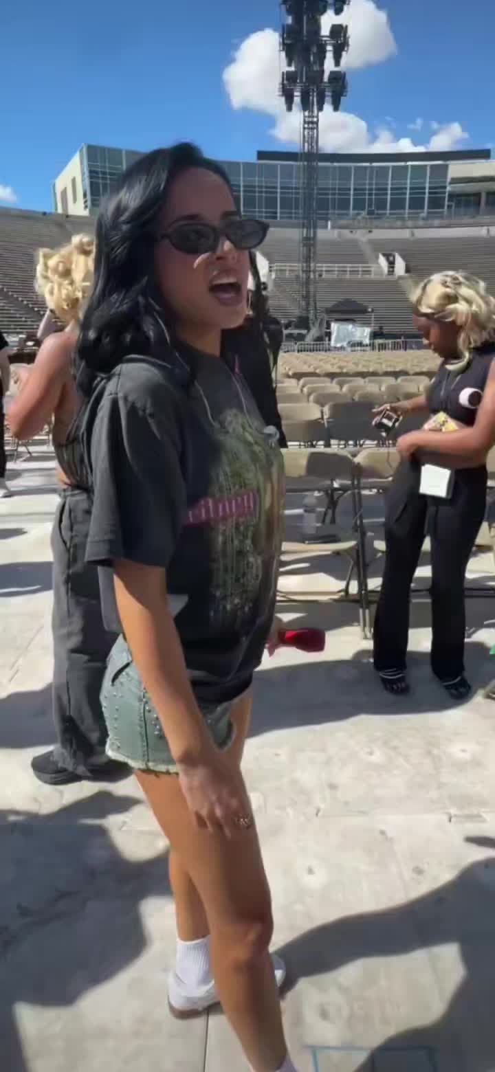 @Becky G Fan