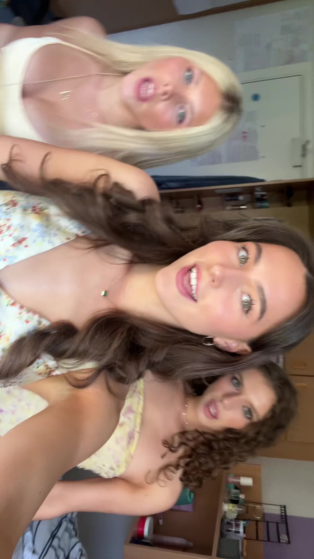 @freyaartell
