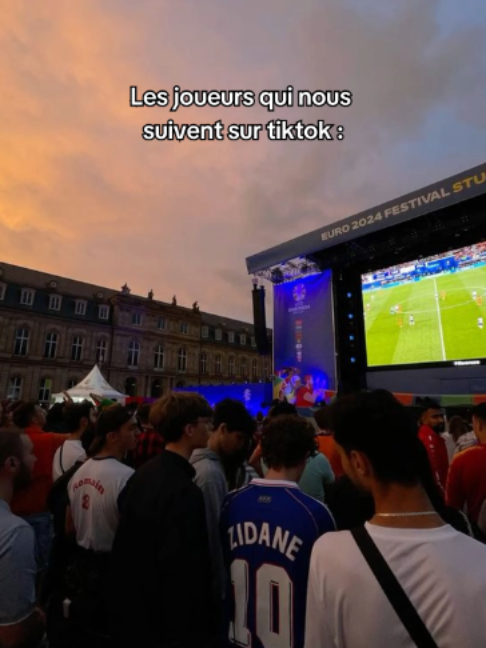 @MYCASE FC | Coques de foot