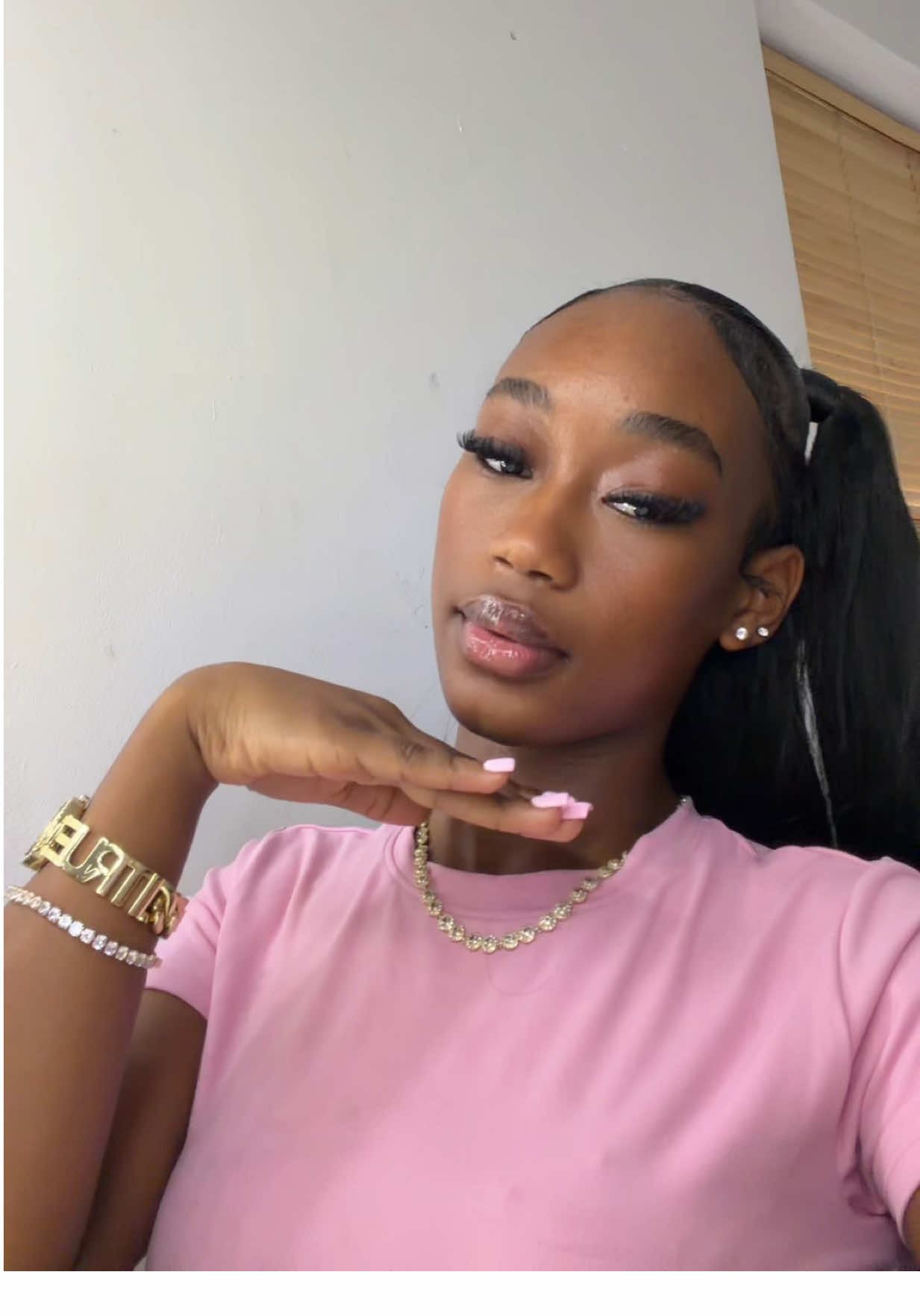 @liyahh