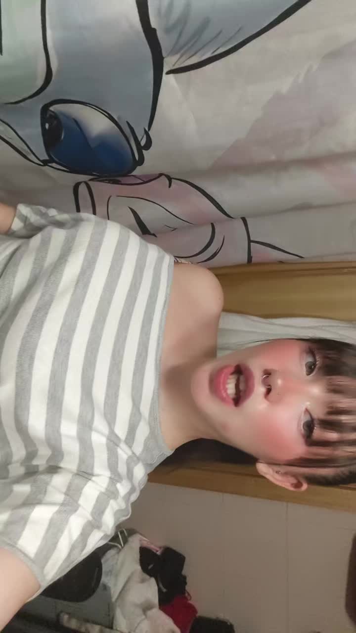 @Laariiiitaaa
