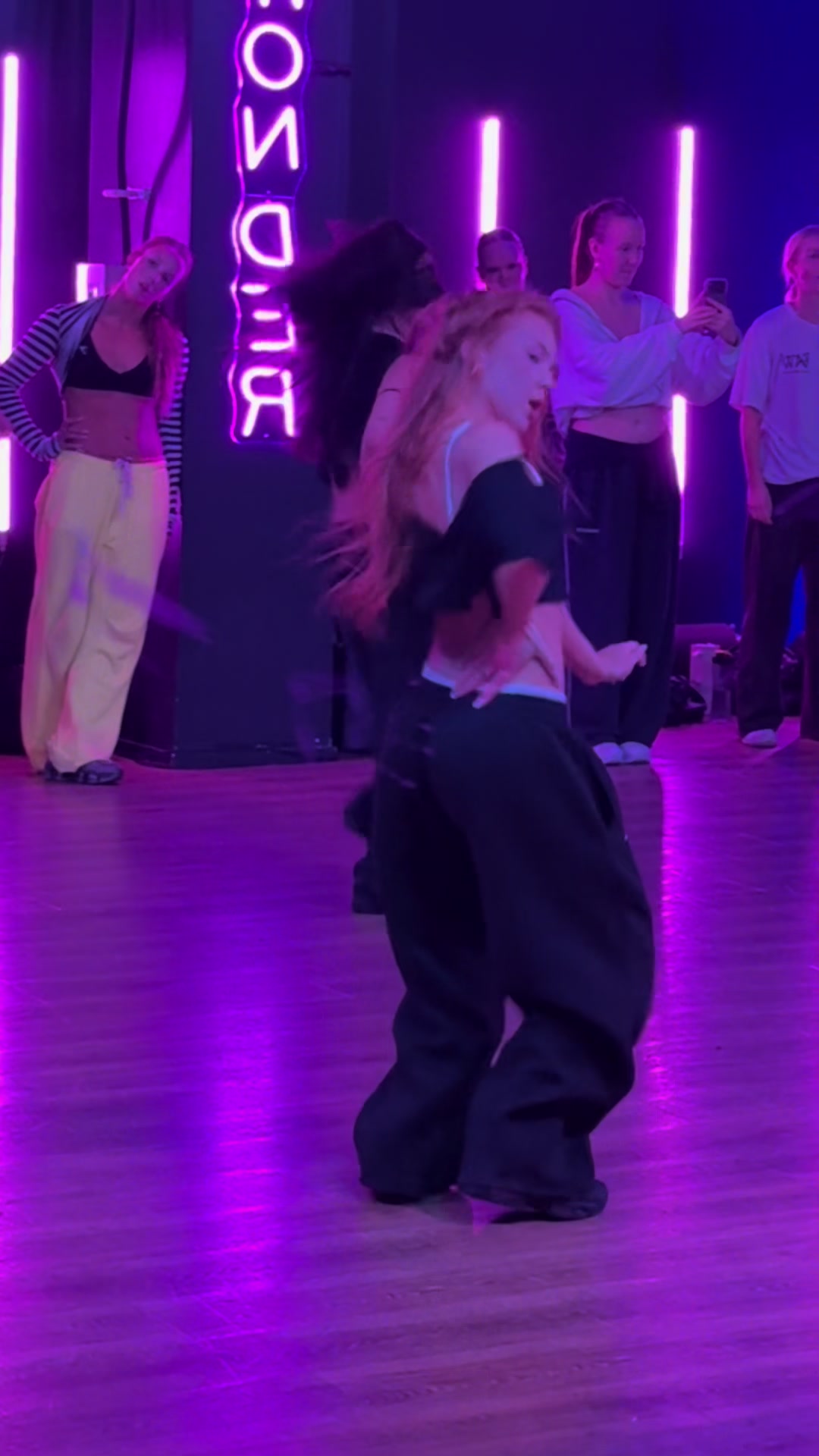 @Riika