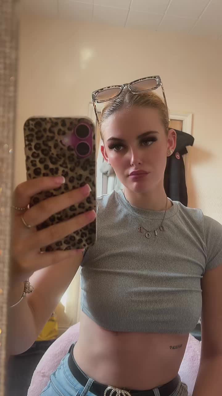 @𝓼𝓸𝓹𝓱 🦋
