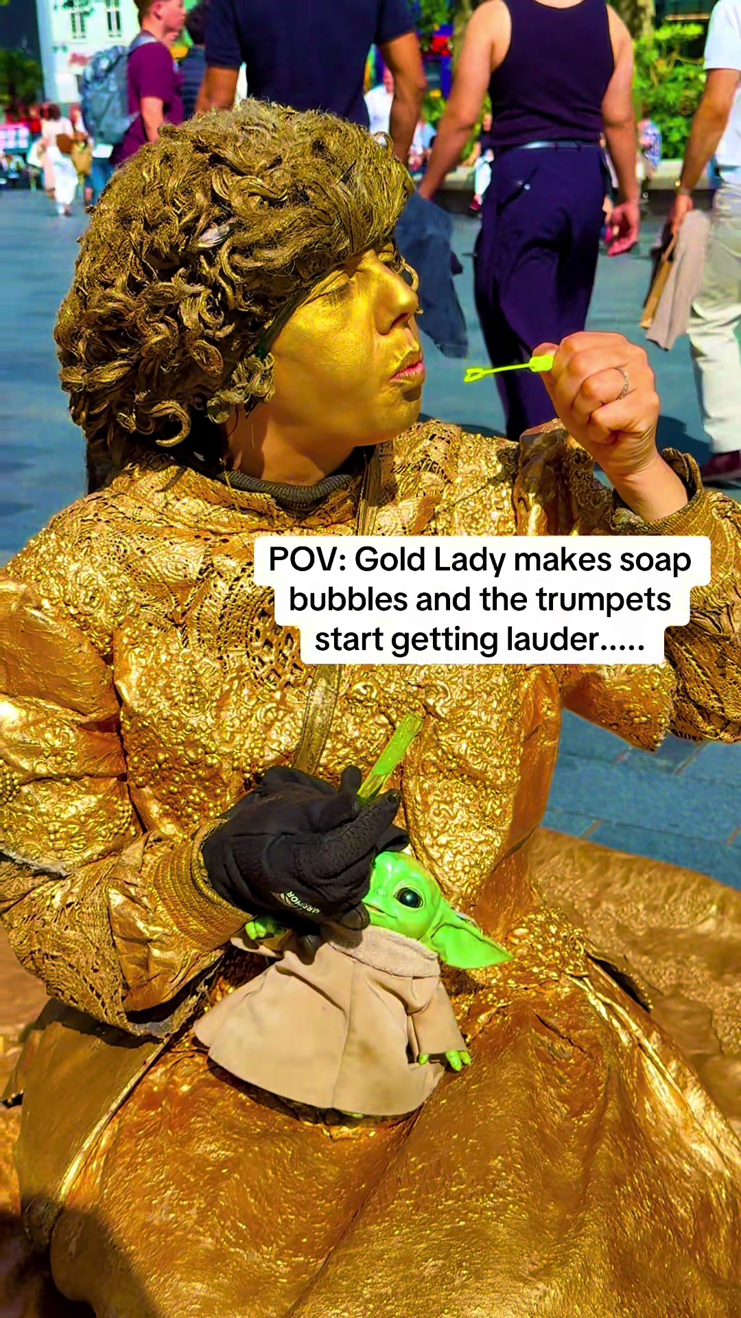 @Gold Lady
