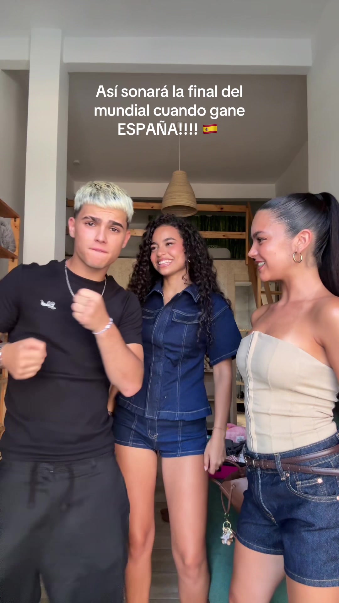 @dafnevicente06