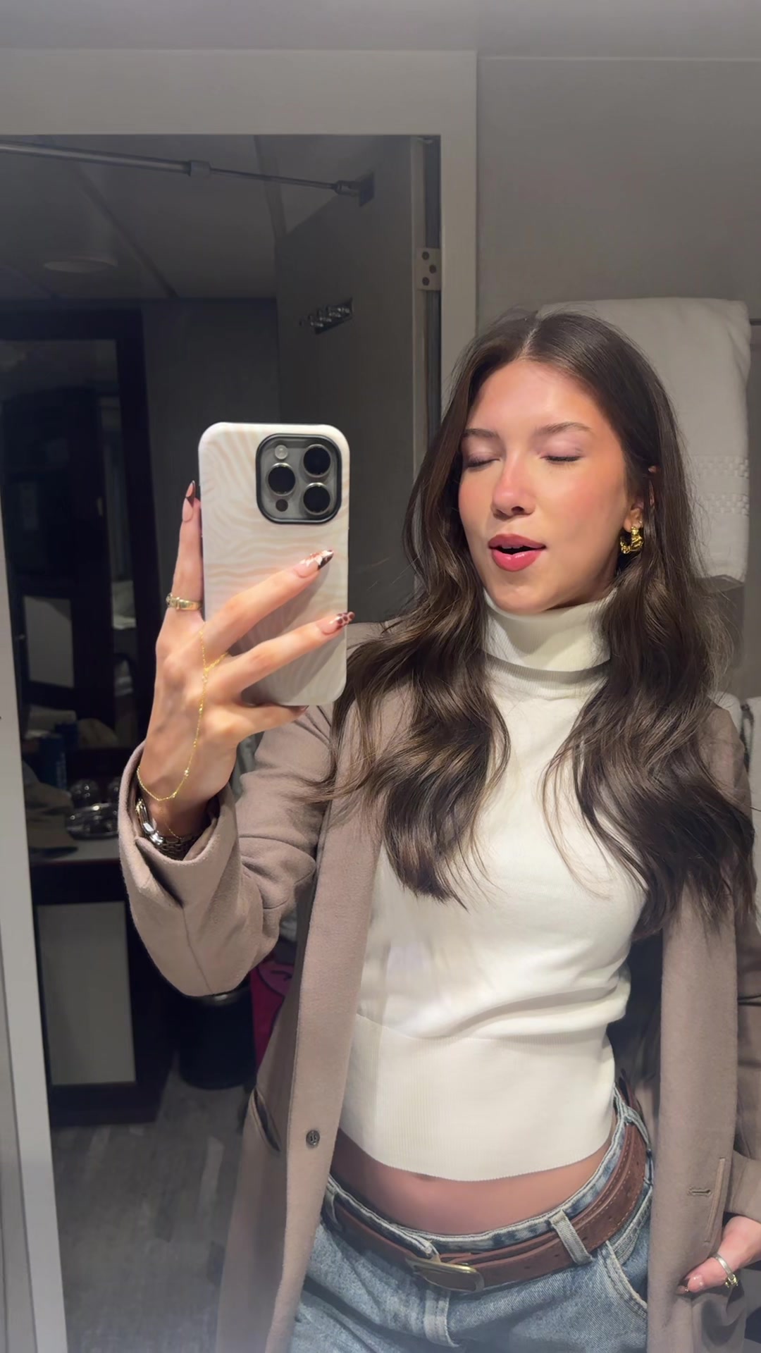 @anniequinn