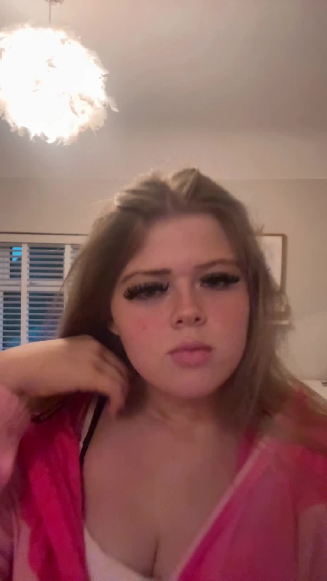 @Lolaa.honey.lacey.darcy.mia
