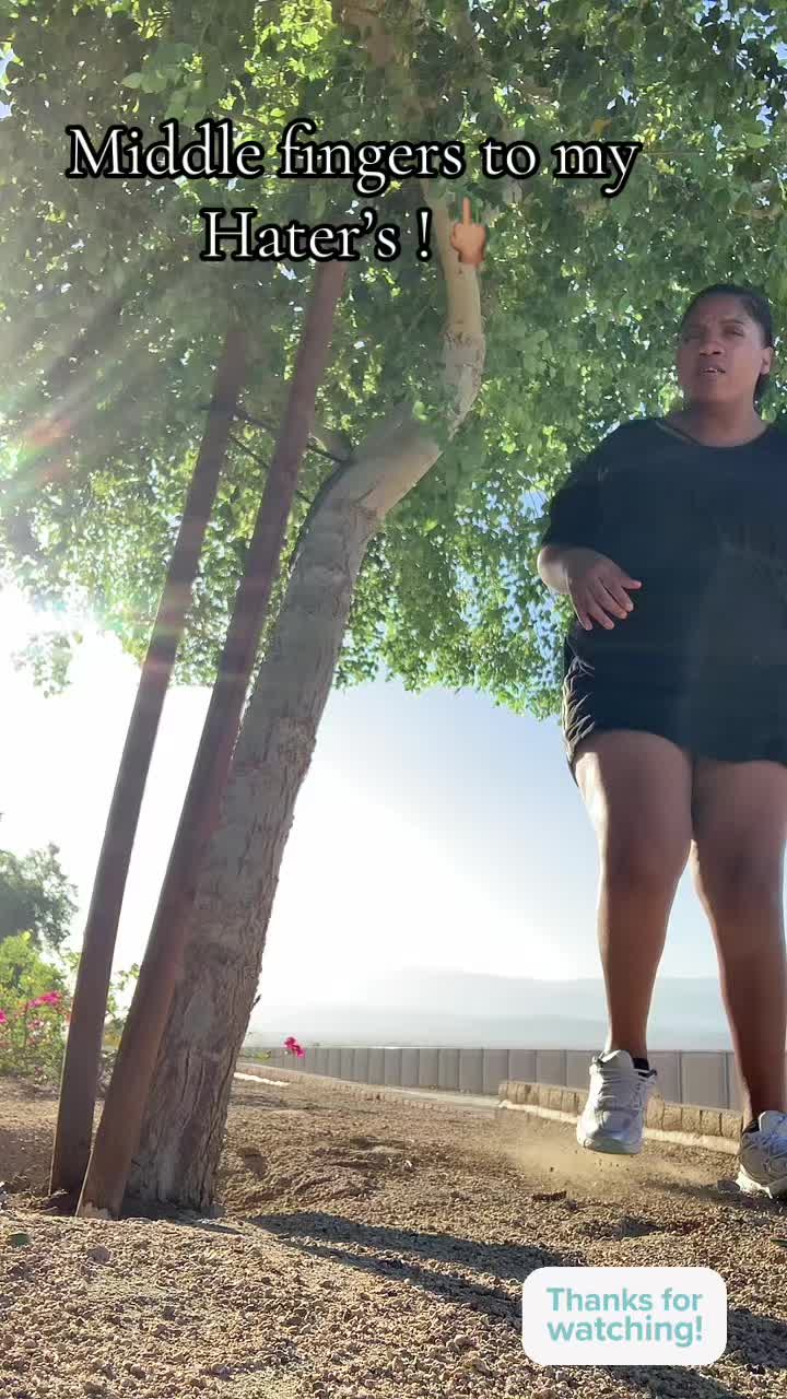 @mommyQalyn