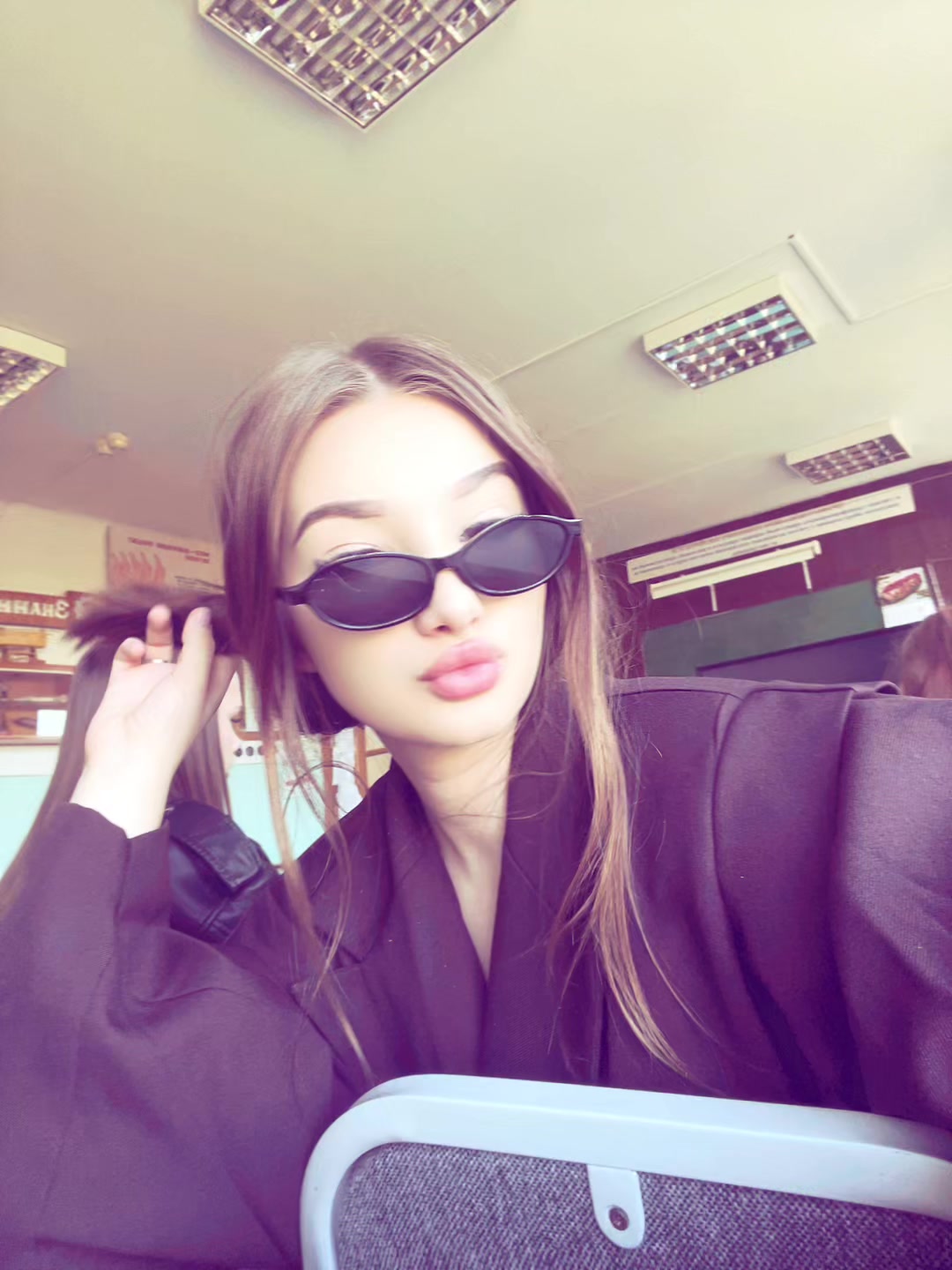@M.F