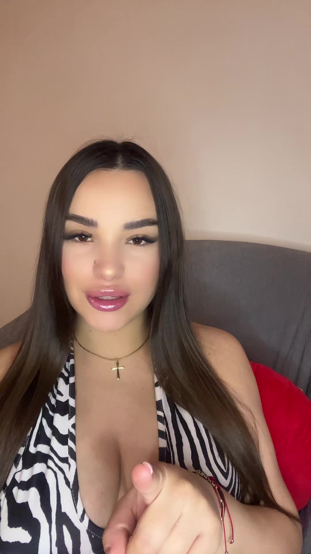 @Valentina Maria