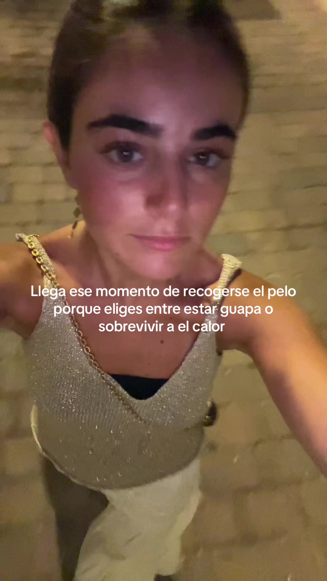 @elenaluugo