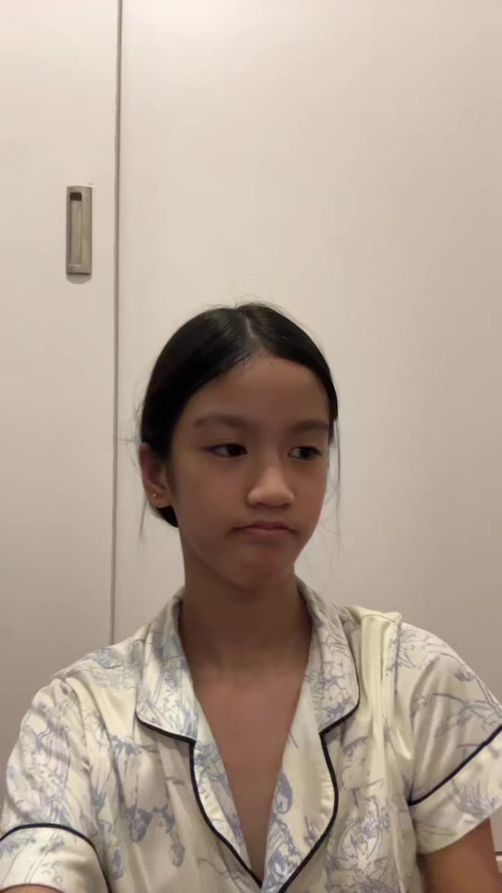 @Xhie 💋