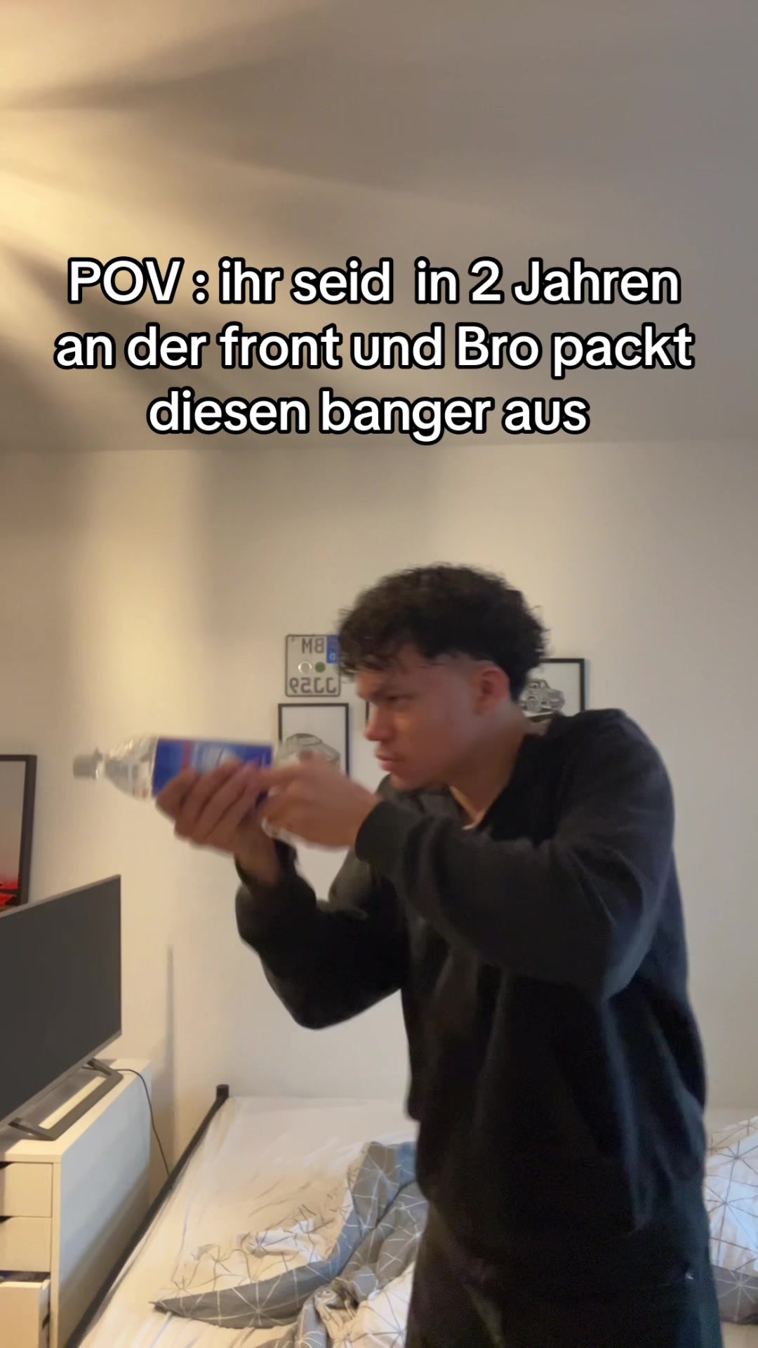 @Jona
