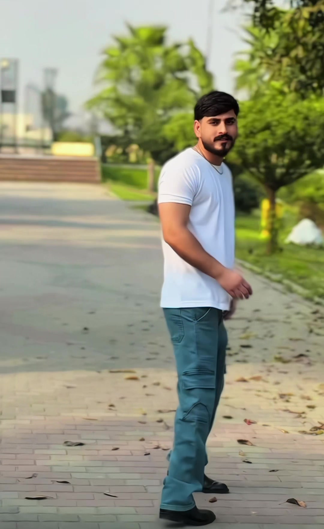 @Ayan9t2_