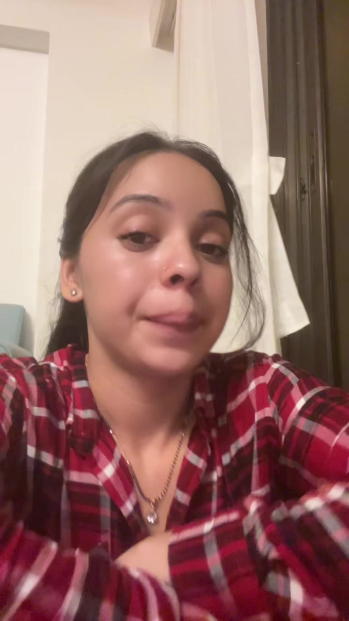@Neha🦋