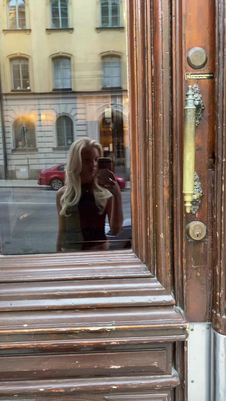 @Mollie_Sjöholm