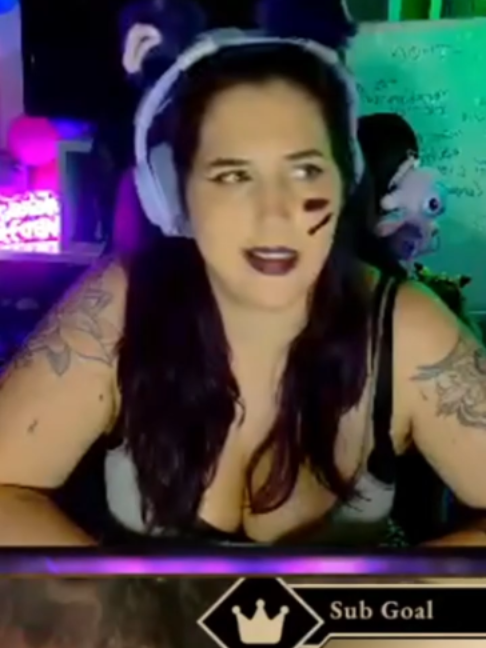 @Becky Hatter -Variety Streamer