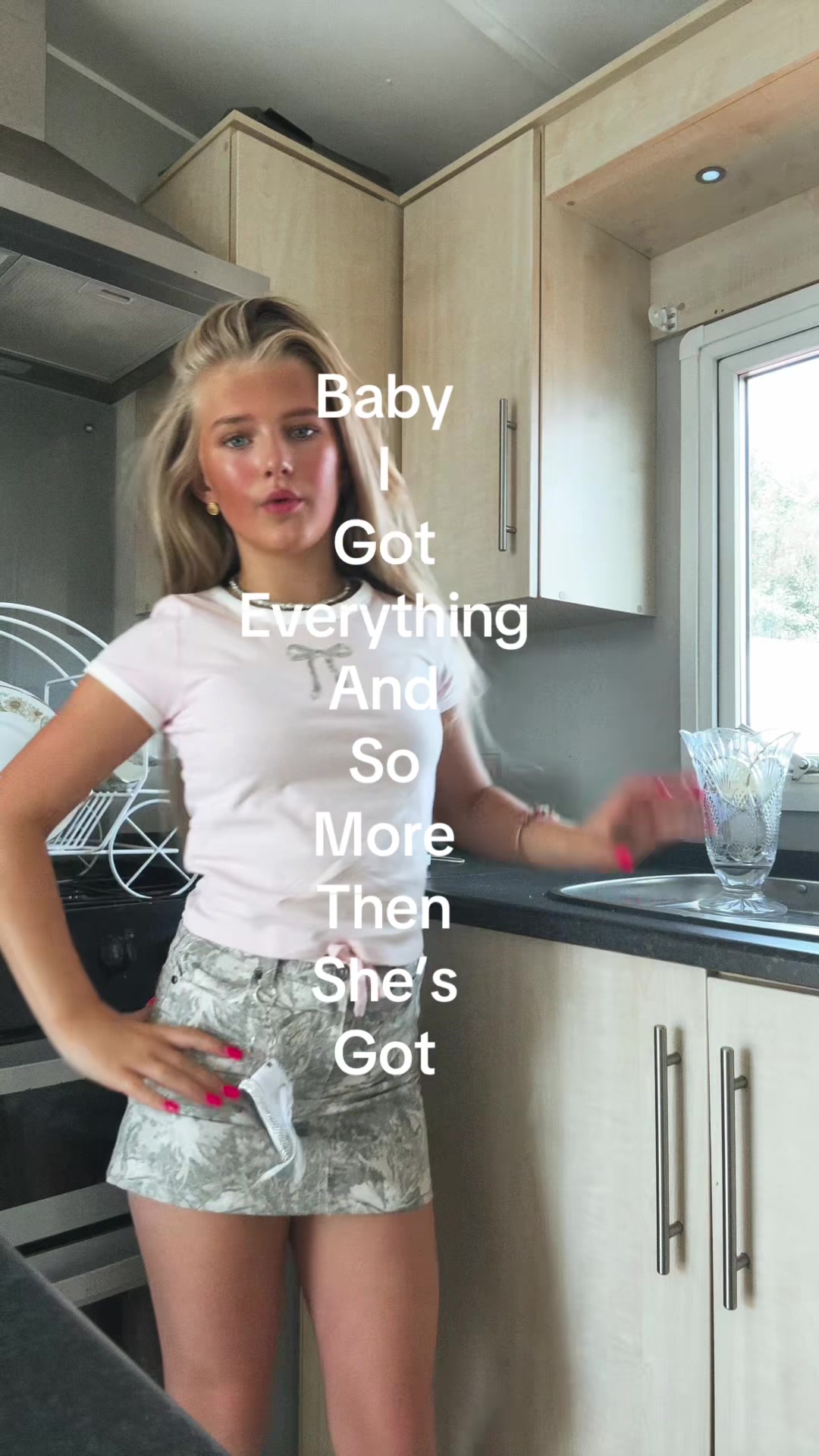 @𝓡𝓲𝓽𝓪 𝓬𝓸𝓵𝓵𝓲𝓷𝓼🤍