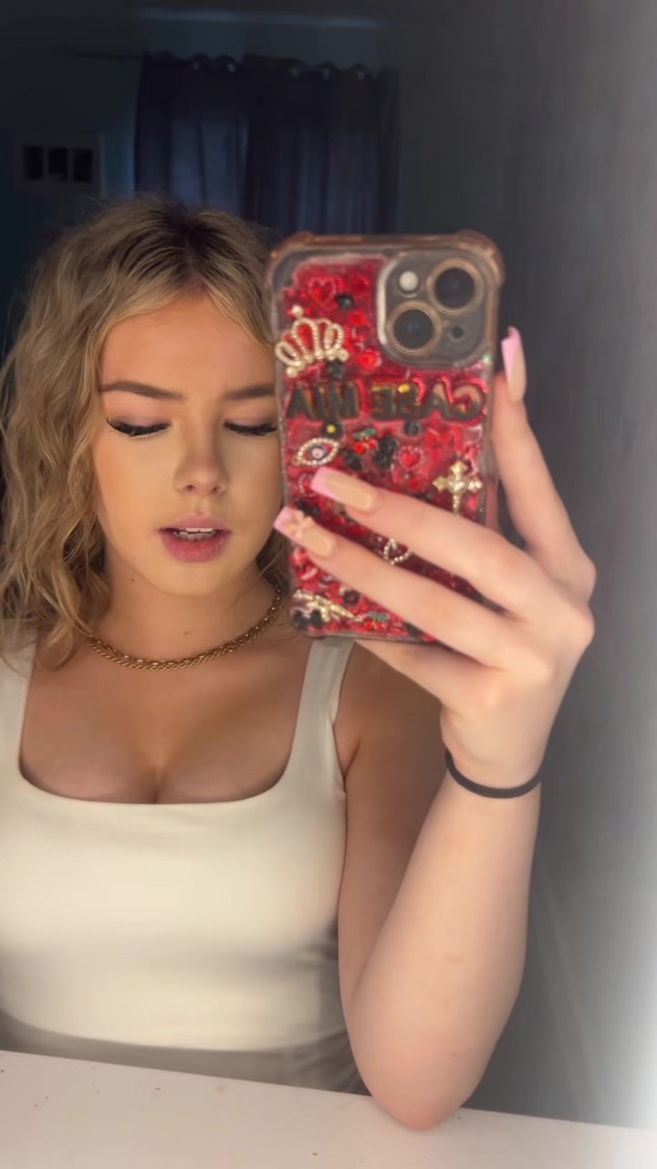 @𝒸𝒶𝓈ℯ𝓎-𝓂𝒾𝒶💗