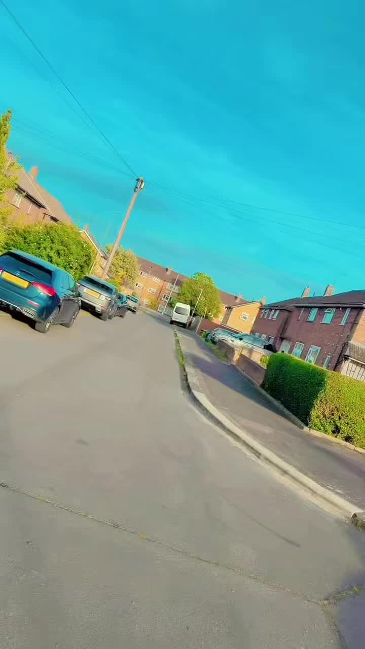@Nadeem Mughal🇬🇧