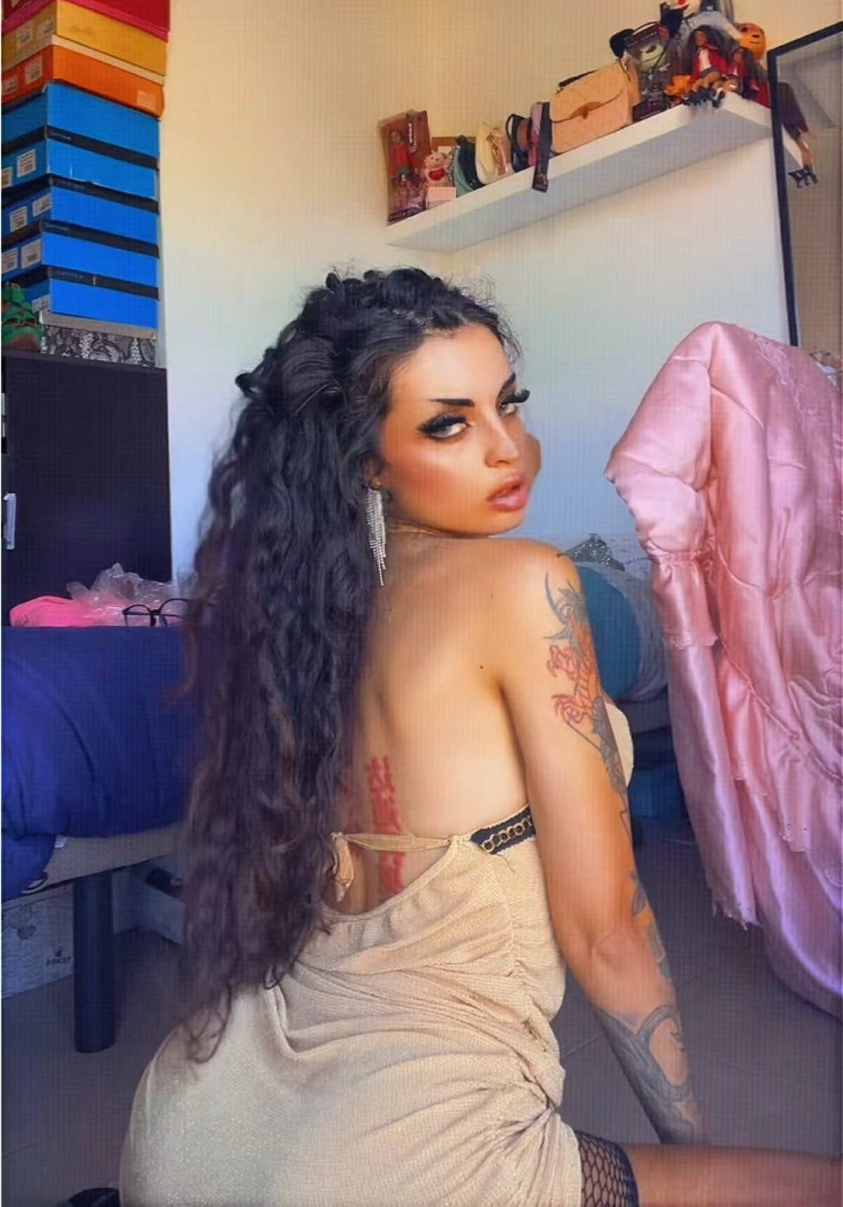 @Laishawolfe
