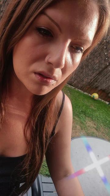 @einfachmely