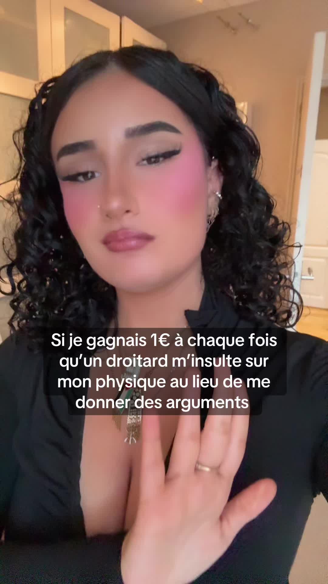 @monkeydelisa_