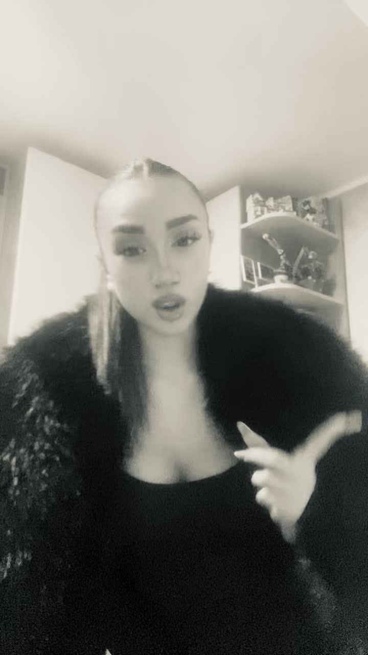 @asiaa2__