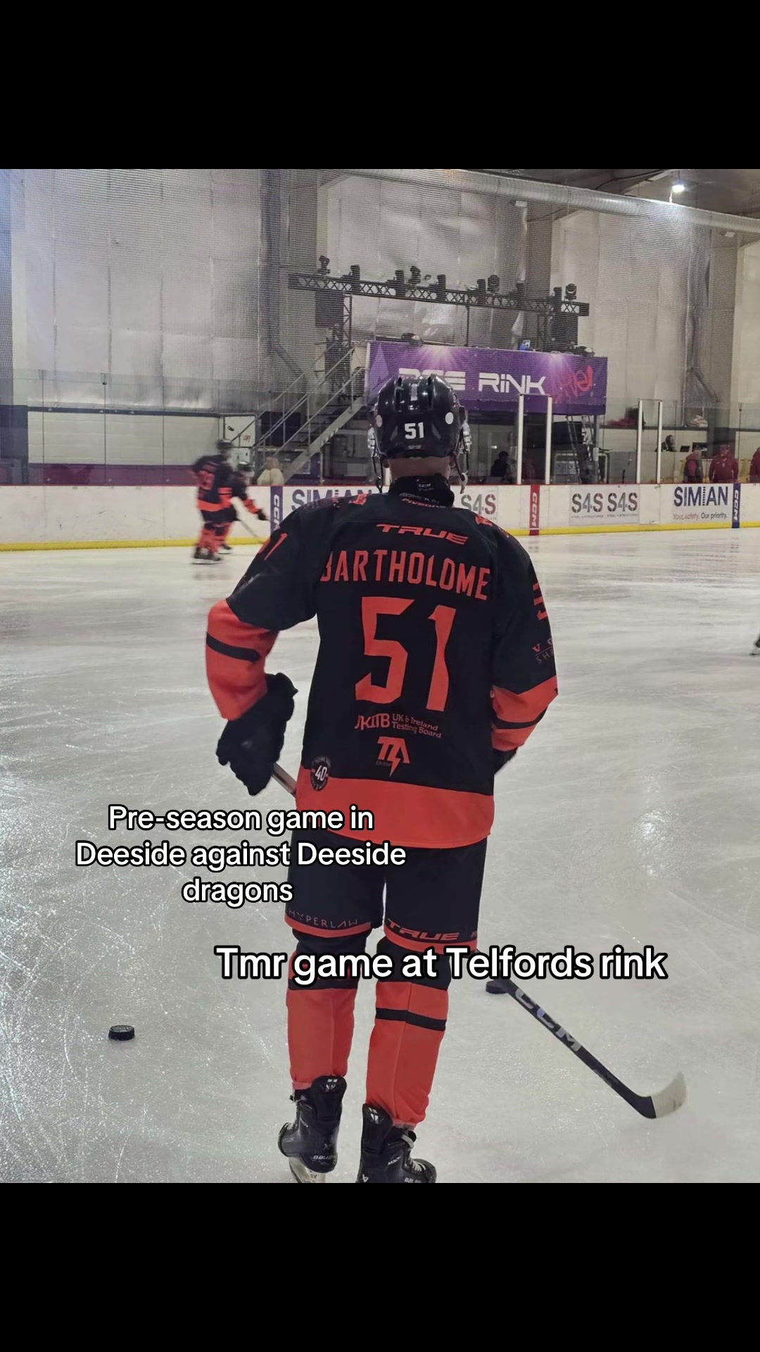 @Telford_girls_at_the_rink