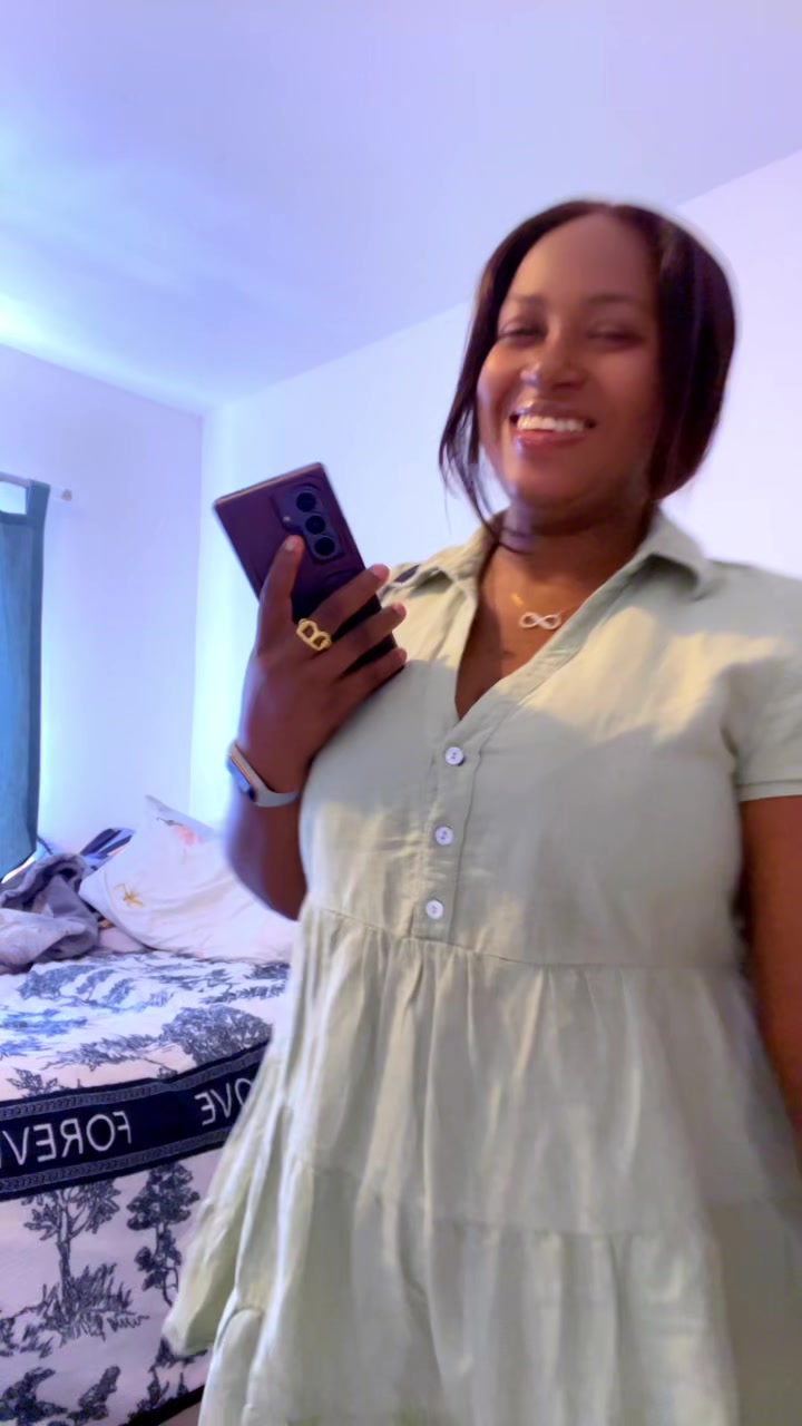 @Coco Brown90