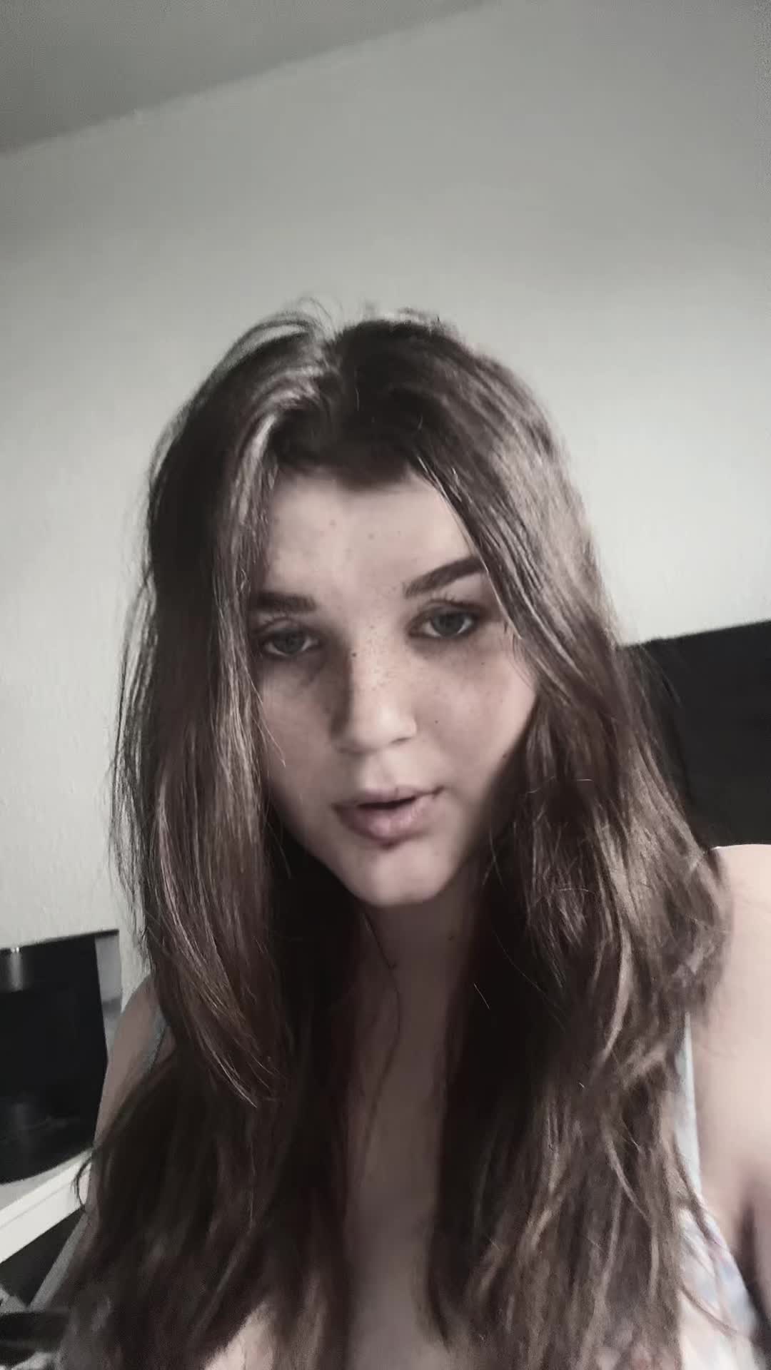 @Ell🦋🫶🏻
