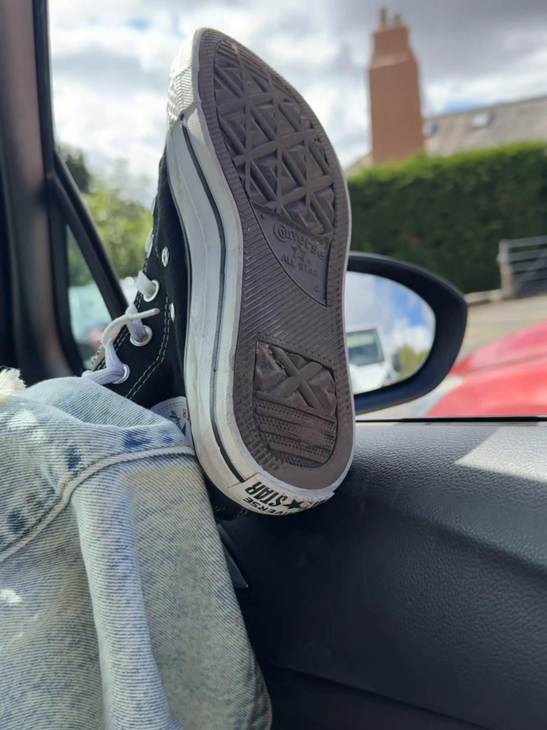 @Sneaker Goddess
