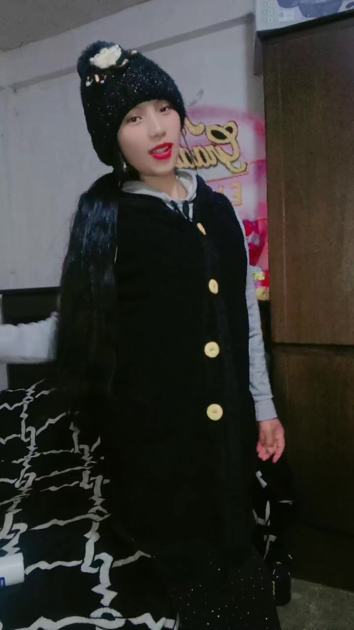 @♥️🦋tú cholita Elvira 🦋♥️