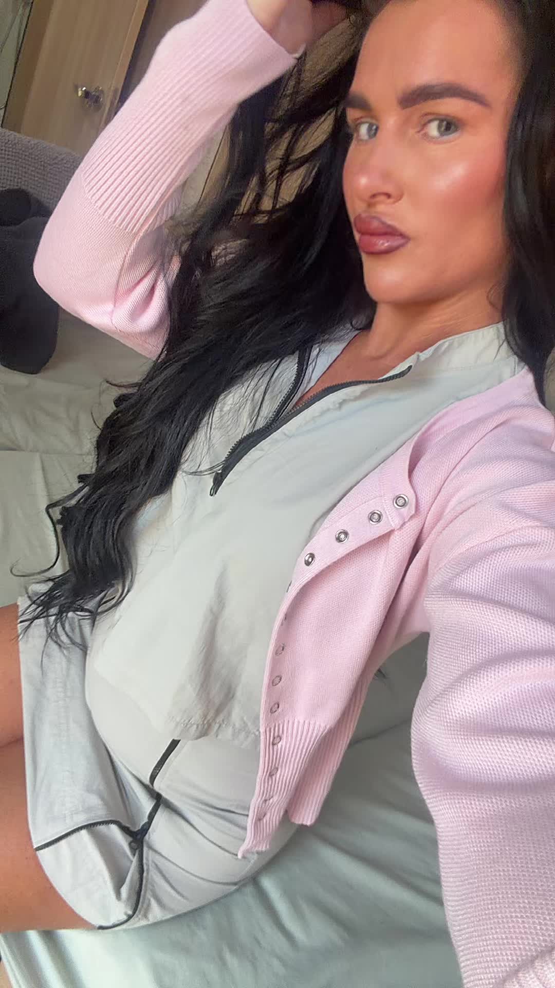 @holliebaby