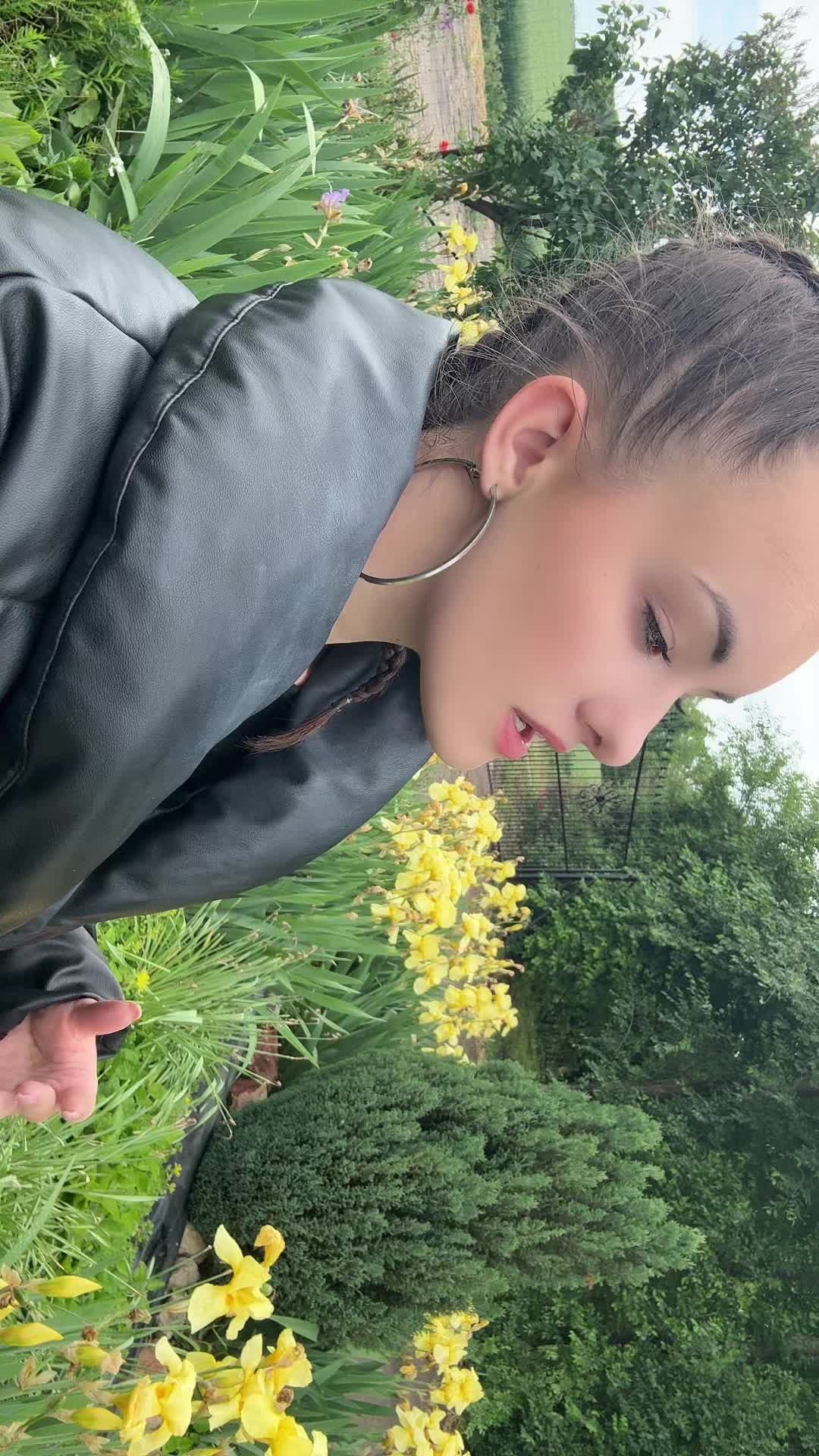 @𝑭𝒊𝒐𝒓𝒆𝒍𝒍𝒂 ❤︎