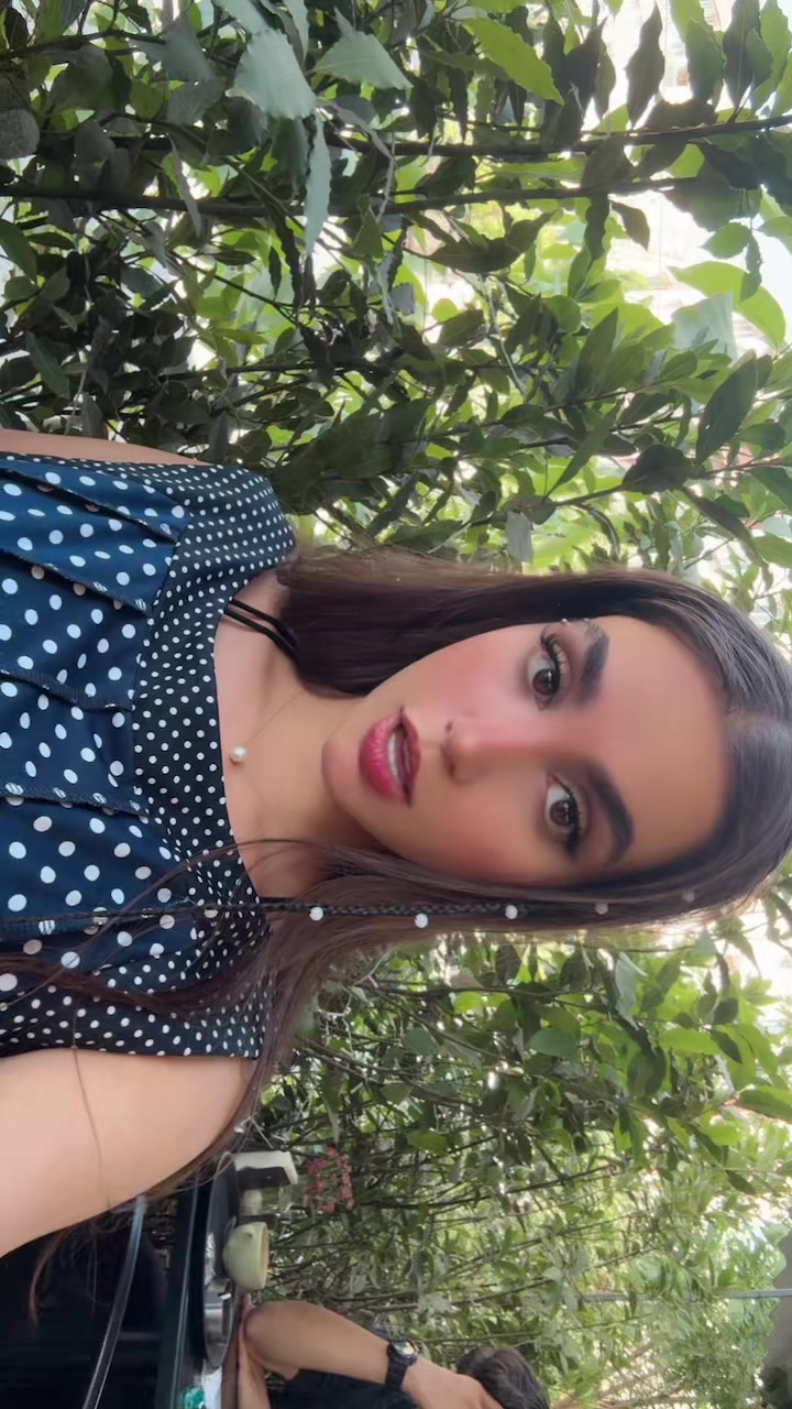 @Mia
